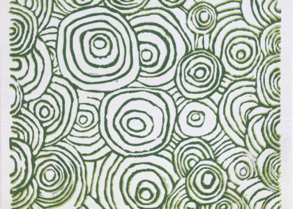 ATELIER FREISTIL: Circles Green – Linoldruck auf Holz, signiert, mit Aufhänger – 44 x 32 cm