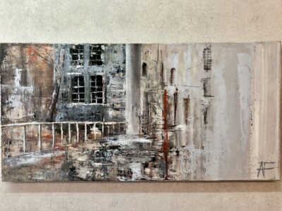 decay of an old beauty